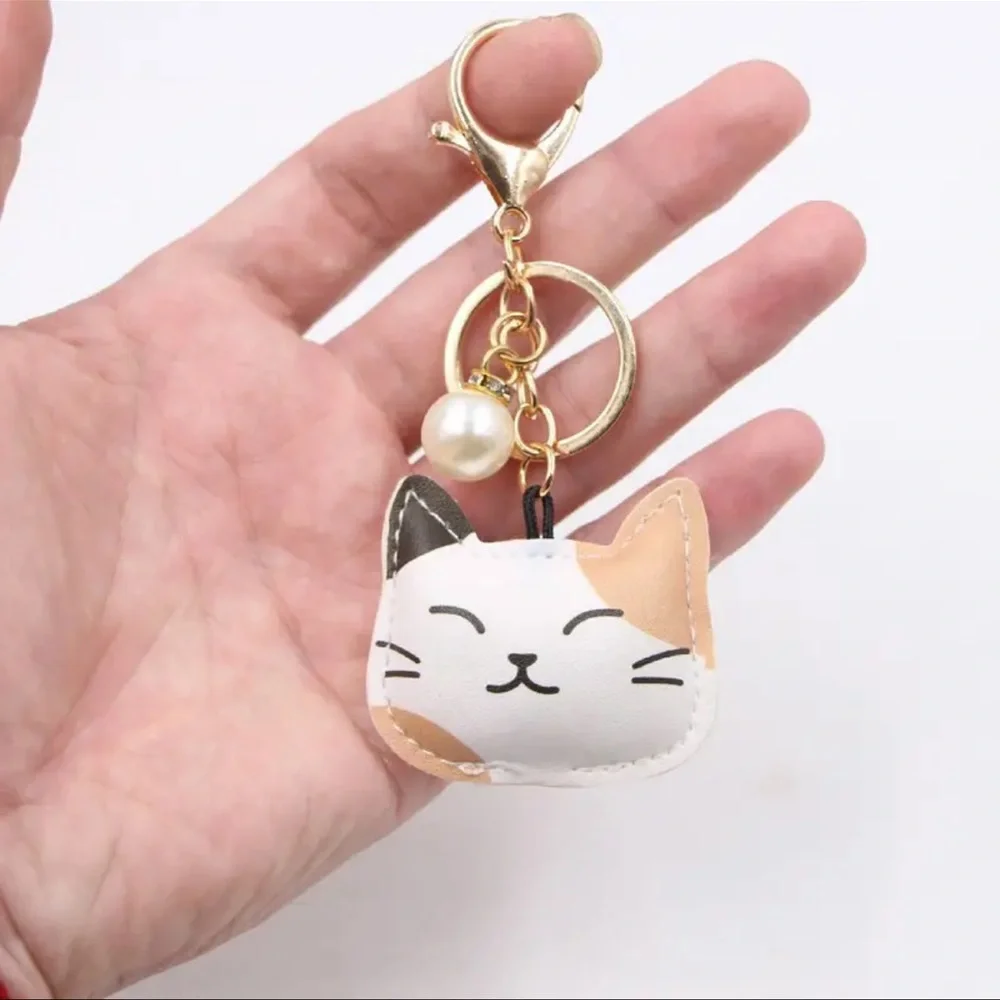 Cat Keychain with Pearl Accent, NEW